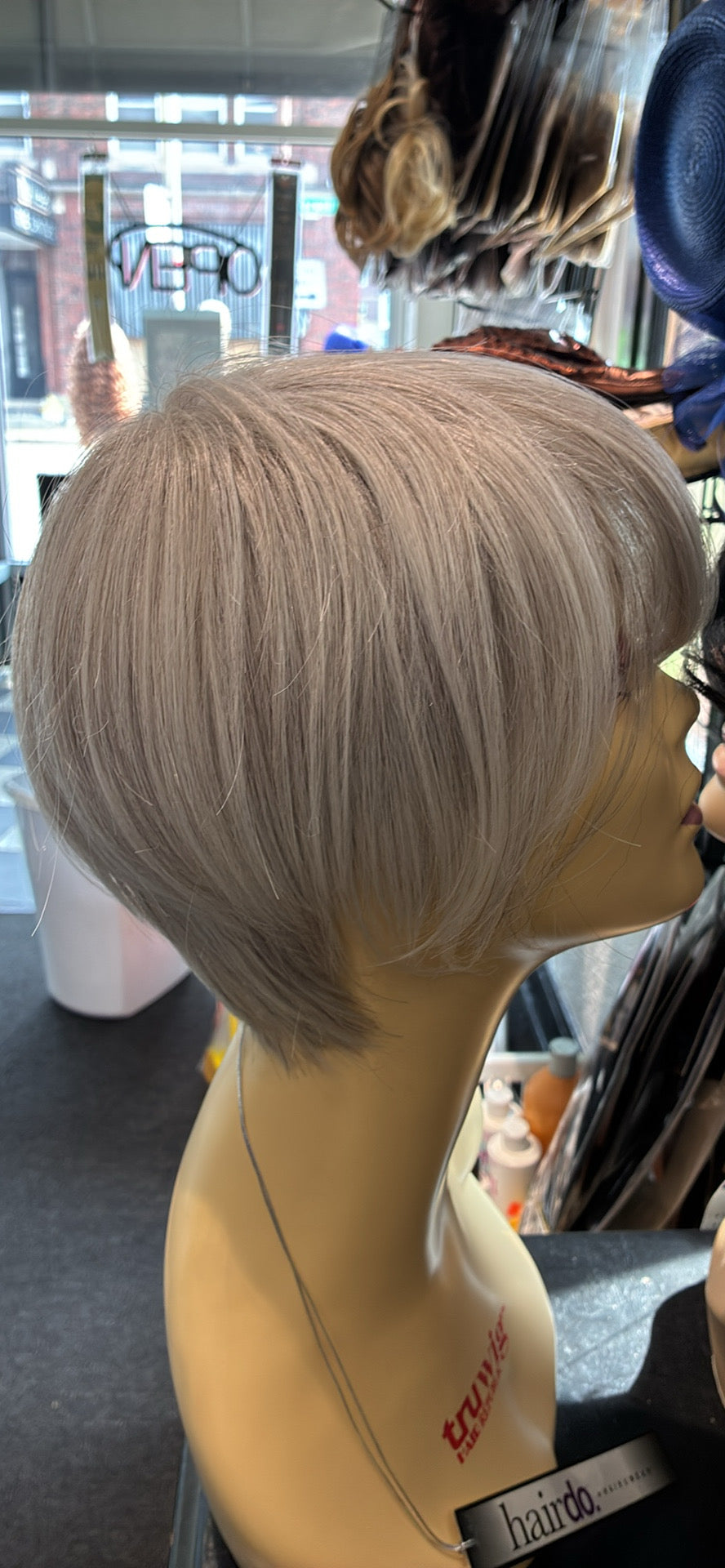 Chic silver